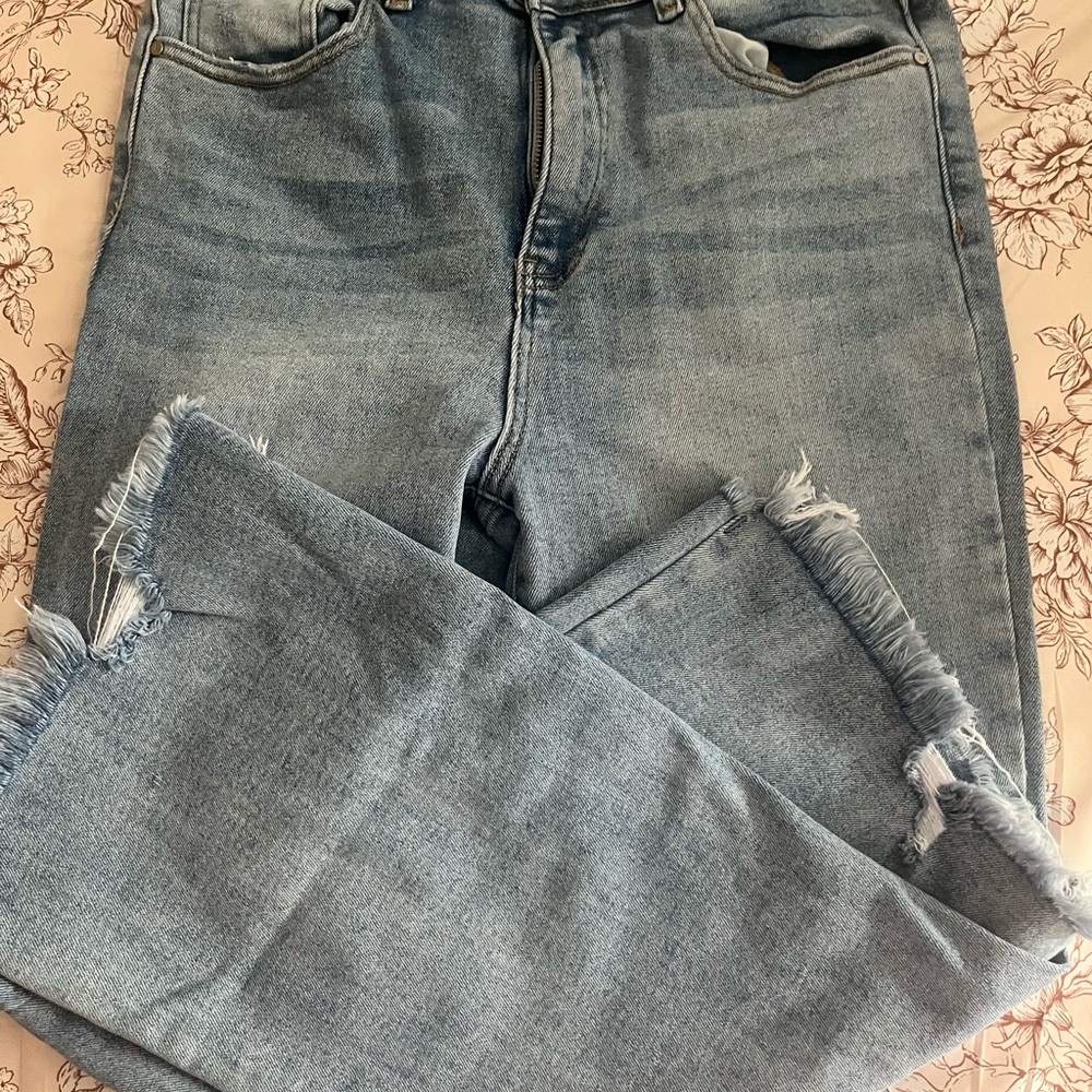 Risen kick flare Stylish Light Blue Distressed Women Jeans